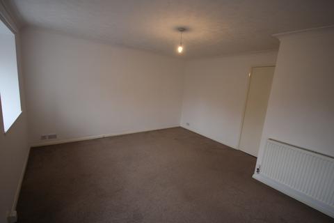 2 bedroom flat to rent, Freemans Court, York, YO30