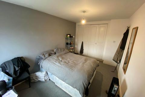 2 bedroom flat to rent, Welton Court, Leeds LS6