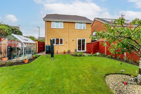4 bedroom detached house for sale, Gorse Close, Scarning