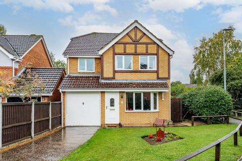 4 bedroom detached house for sale, Gorse Close, Scarning