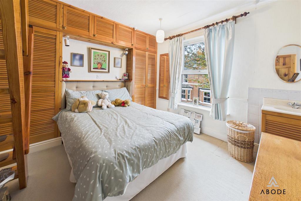 CAM04913 G0-PR0095-STILL012.jpg