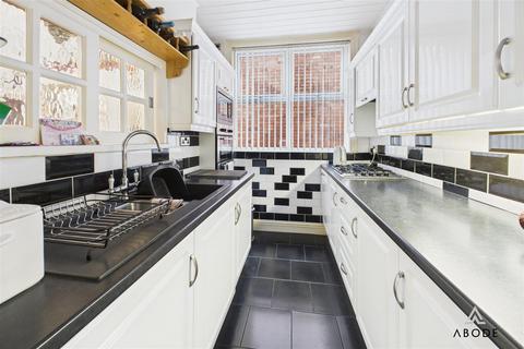 3 bedroom semi-detached house for sale, Wade Avenue, Derby DE23