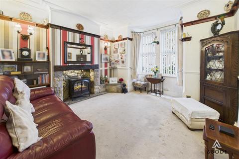 3 bedroom semi-detached house for sale, Wade Avenue, Derby DE23