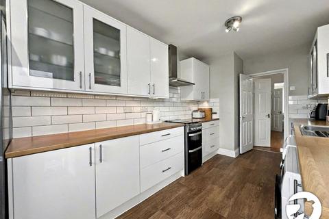 3 bedroom terraced house for sale, Balfour Road, Chatham, Kent, ME4