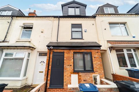 6 bedroom house to rent, Heeley Road, Birmingham B29