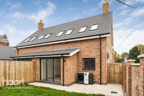 3 bedroom semi-detached house for sale, Lutterworth LE17