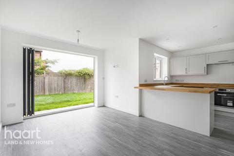 3 bedroom semi-detached house for sale, Lutterworth LE17