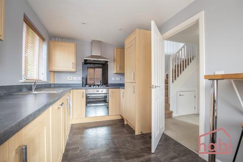 3 bedroom semi-detached house to rent, Cringleford, Norwich NR4