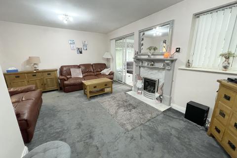 3 bedroom detached house for sale, Rowntree Avenue, Fleetwood FY7