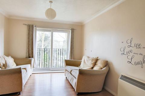 undefined, Newbury Road, Crawley RH10