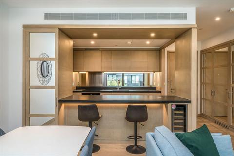 2 bedroom flat for sale, Viaduct Gardens, London SW11