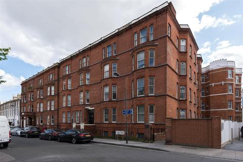 undefined, Richmond Way, London, W12