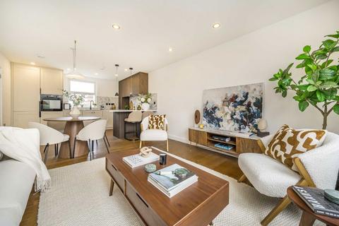 Hastings Road, London W13