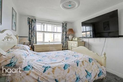 2 bedroom flat for sale, Dunlop Road, Tilbury