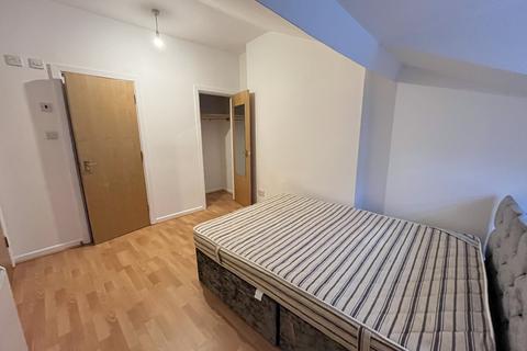 1 bedroom flat to rent, Albert Road, Bournemouth,