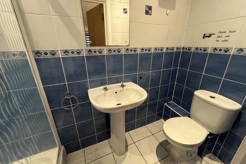 1 bedroom flat to rent, Albert Road, Bournemouth,