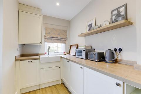 undefined, St. Albans Road, Arnold NG5