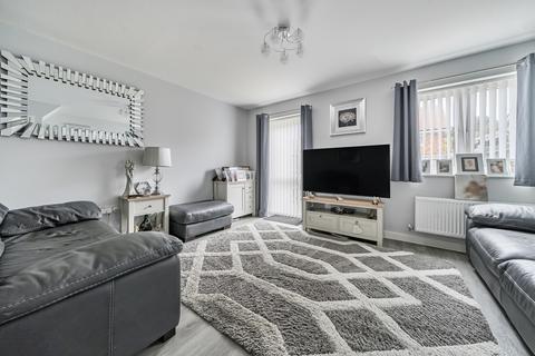 3 bedroom end of terrace house for sale, Yeomans Lane, Blackwater, Camberley