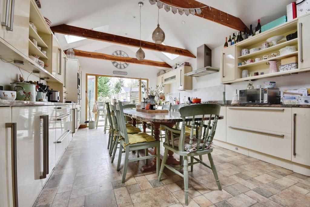 Kitchen/Breakfast