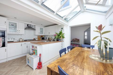 3 bedroom terraced house for sale, Naunton Crescent, Cheltenham GL53