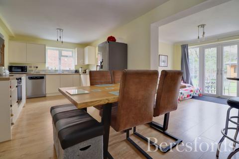 3 bedroom detached house for sale, Hunts Farm Close, Tollesbury, CM9