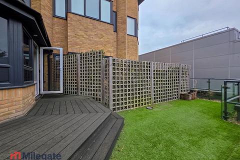 undefined, New Road, Brentwood CM14