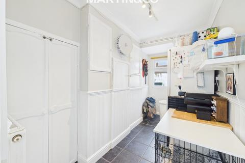 38 Agar Crescent, Bracknell, RG42 2BX