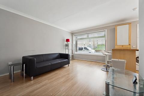 2/1, 28 Banner Road, Glasgow, G13 2HN