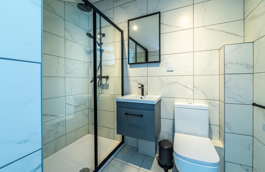 The Maze apt 8-012
