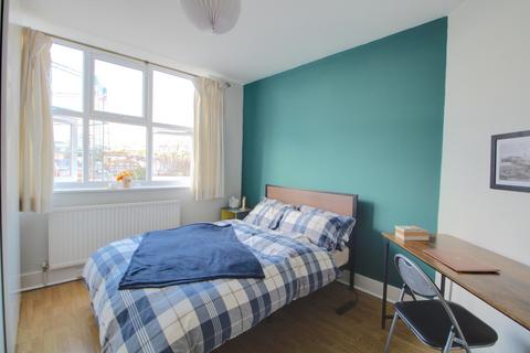 undefined, Cliff Road, BRIGHTON, BN2