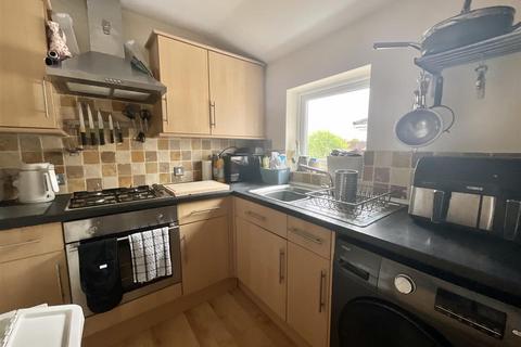 2 bedroom apartment to rent, Church Road, Bristol