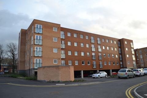 Pavillion Close, Leicester LE2