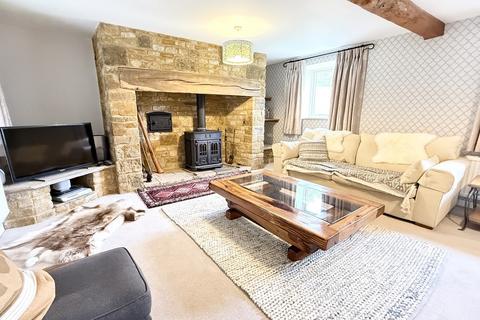 4 bedroom detached house to rent, Blacklocks Hill, Banbury