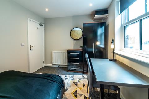 4 bedroom apartment to rent, The Maze, North Sherwood Street, Aboretum, Nottingham