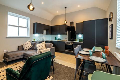 4 bedroom apartment to rent, The Maze, North Sherwood Street, Aboretum, Nottingham