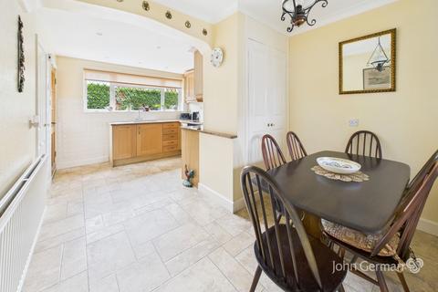 3 bedroom detached bungalow for sale, Springfield Close, Loughborough