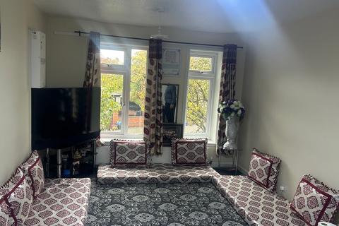 undefined, Springwell Road, Hounslow TW5
