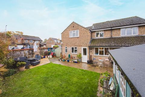 4 bedroom detached house for sale, Sevenfields, Highworth, Swindon, SN6 7NQ