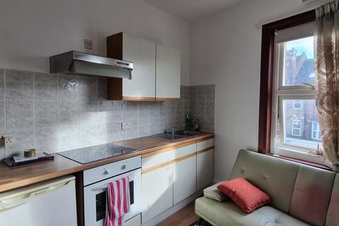 Studio to rent, High Road, Wembley, London