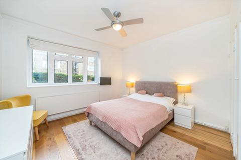 2 bedroom flat for sale, Wiltshire Close, London SW3