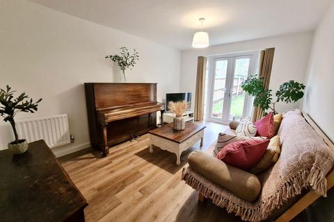 1 bedroom semi-detached bungalow for sale, Hewitt Close, Kenilworth CV8