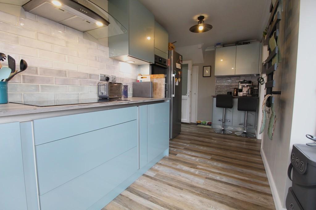 Kitchen 3