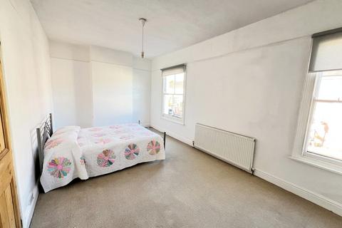 2 bedroom terraced house for sale, Henry Street, Kenilworth