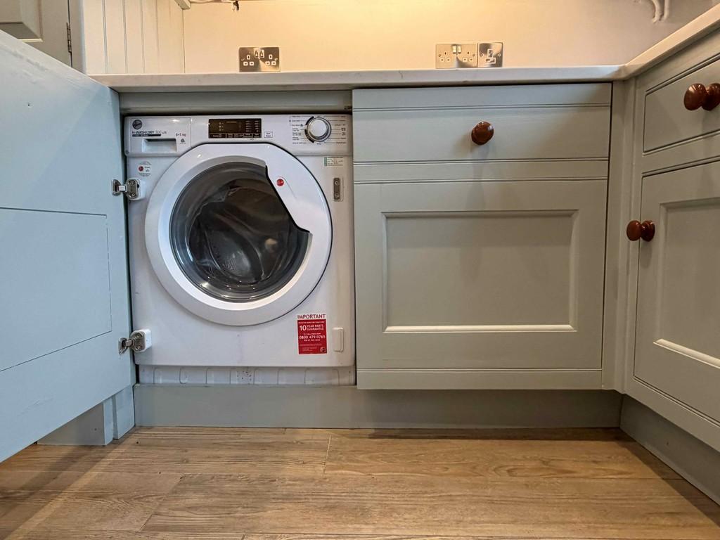 Washer dryer