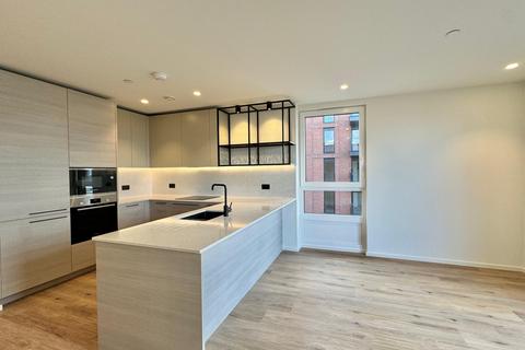2 bedroom flat to rent, 5 Hemlock Street, Heron Wharf E14