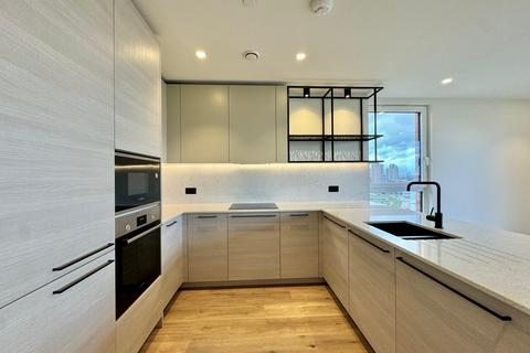 2 bedroom flat to rent, 5 Hemlock Street, Heron Wharf E14