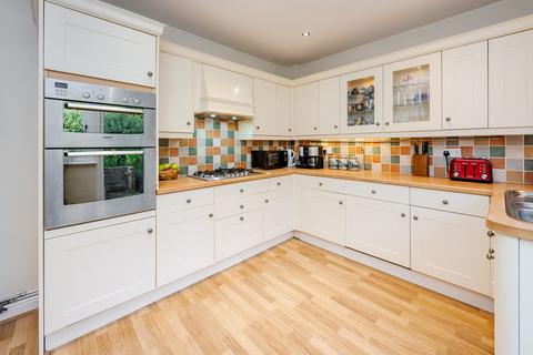 undefined, Fairdene Road, Coulsdon CR5