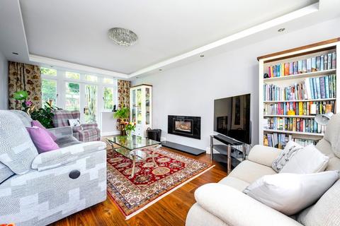 undefined, Fairdene Road, Coulsdon CR5