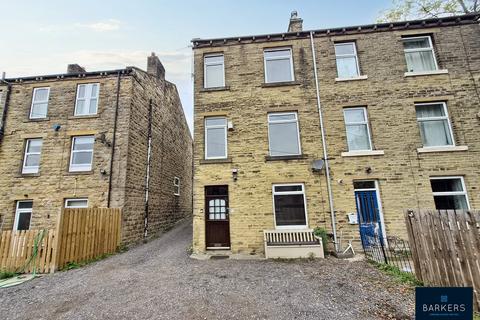 1 bedroom end of terrace house for sale, Bradford Road, Birkenshaw