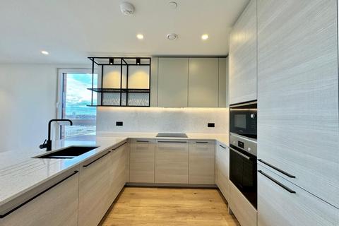 2 bedroom flat to rent, 5 Hemlock Street, Heron Wharf E14